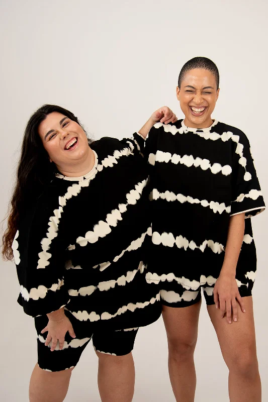 Oversized T-Shirt In Blot Black V-Neck T-Shirt Long Sleeve Cotton