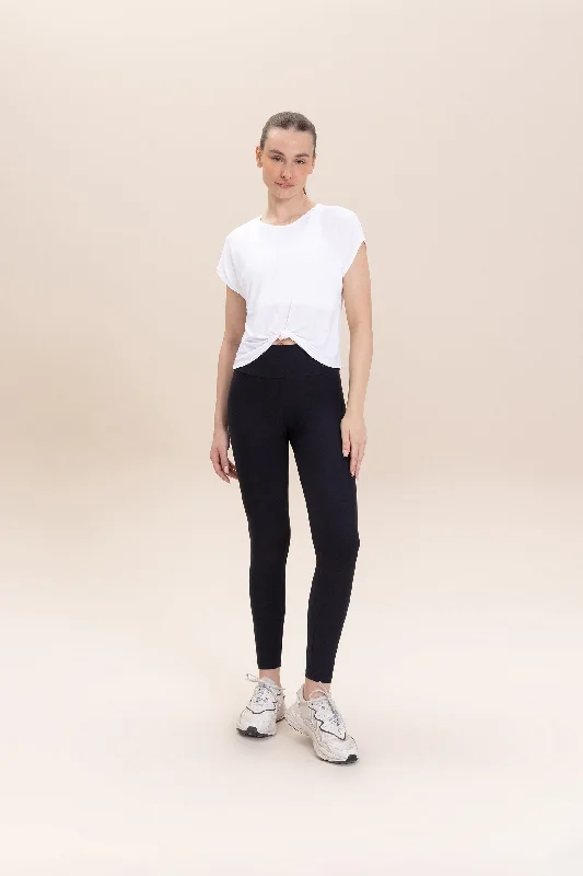 Multi Comfort Knot T-Shirt Welt Pockets Slit Pockets Flap Pockets