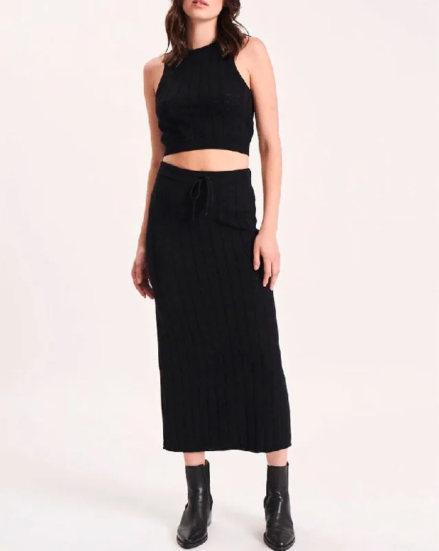 Milan Knit Skirt button skirt front
