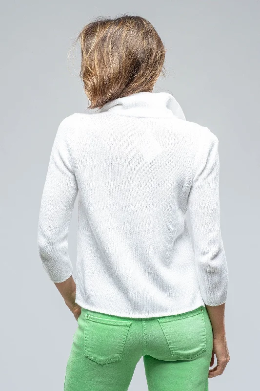 Crete Zip Sweater In White