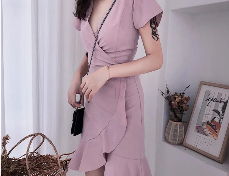 Sexy slim waist irregular V-neck ruffle dress