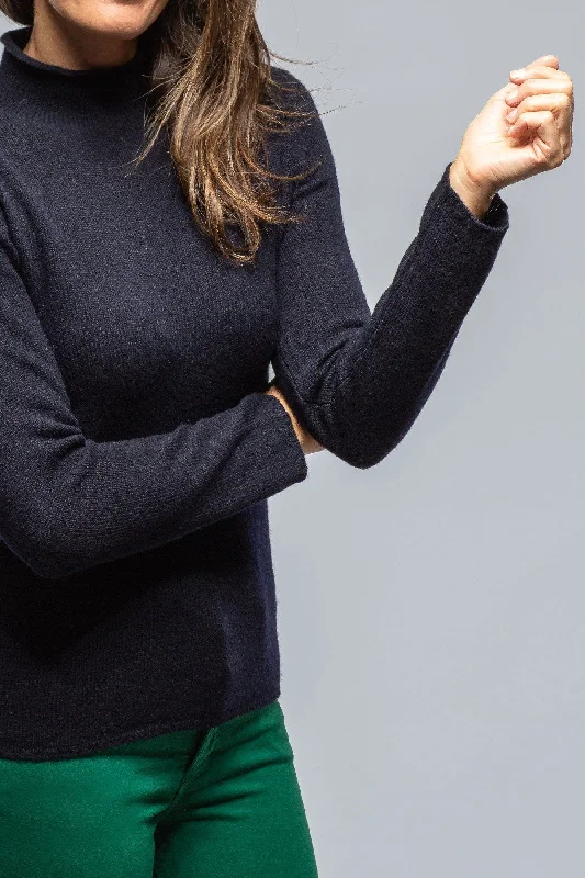 Tromba Mock Neck Cashmere Sweater In Navy