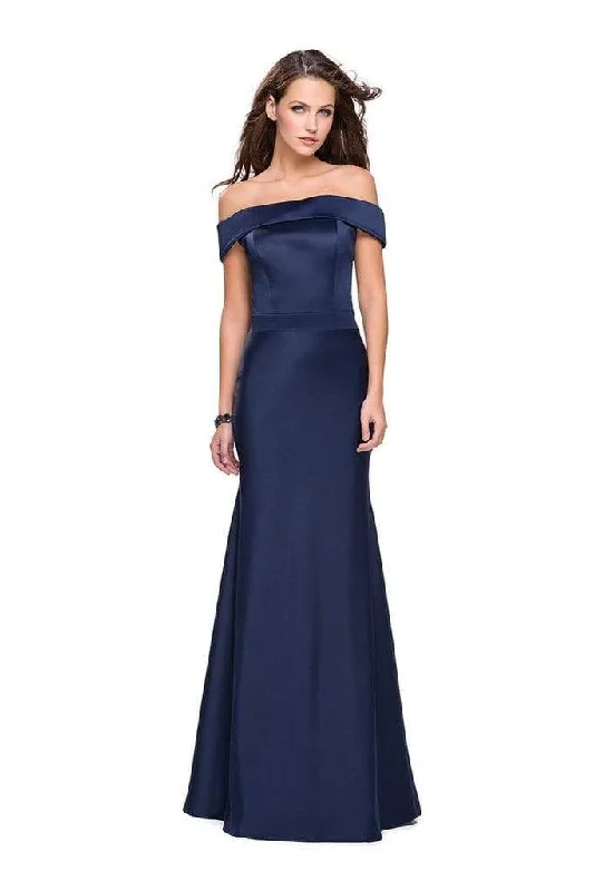 La Femme - Folded Off Shoulder Trumpet Evening Dress 25579SC - 1 pc Navy In Size 8 Available Tunics Ceremony elegant